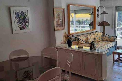 Apartamento Hermoso Departamento. 1 Dormitorio. Balcon Terraza