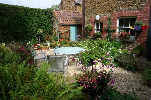 Hostal St Jude's Bed & Breakfast