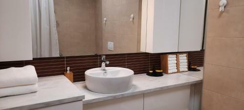 Lux -luxury Sea And Mountains View Apartment-new