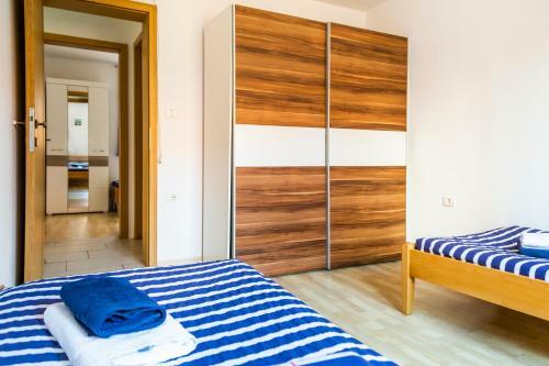 Sunny Old Town Apartment