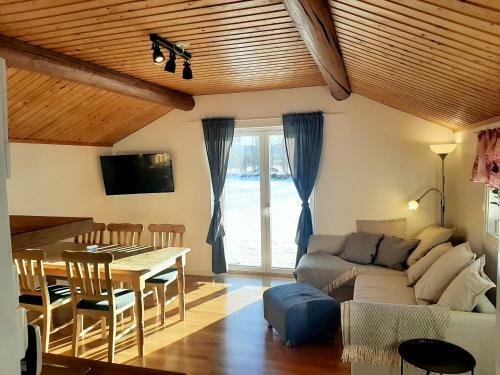 Lodge Timmerstugan