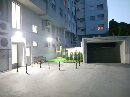 Dali Apartments