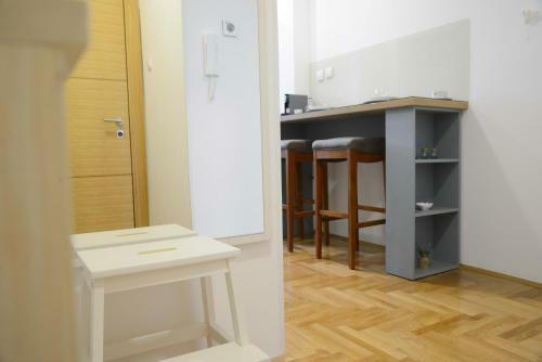 Anna Apartment
