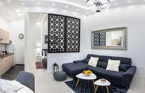 Theatre Square Apartments
