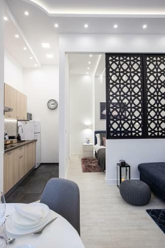 Theatre Square Apartments