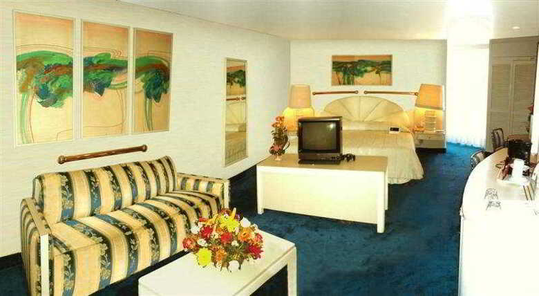 Hotel Century Zona Rosa