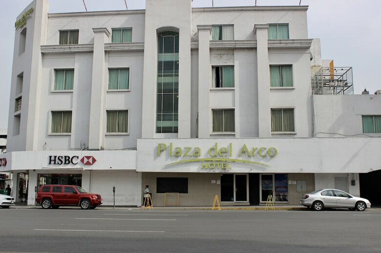Hotel Plaza Del Arco
