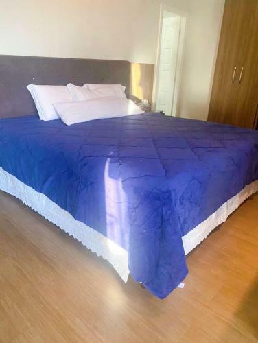 Casa 3 Suites Ar/piscina/churrasqueira