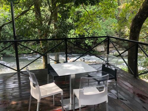 Hermosa Caba�a En River Village San Martin