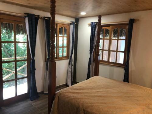Hermosa Caba�a En River Village San Martin