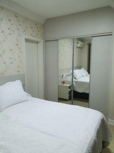 Lindo Apartamento Em Balne�rio Cambori�