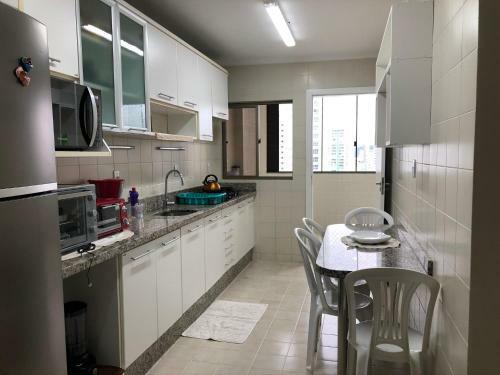 Amplo Apartamento Quadra Mar - Vista Mar