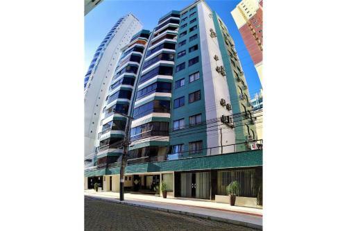 Apartamento de Luxo Em Balne�rio Cambori�