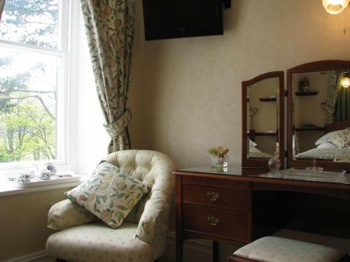 Bed & Breakfast Gwrach Ynys Country Guest House