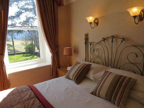 Bed & Breakfast Gwrach Ynys Country Guest House