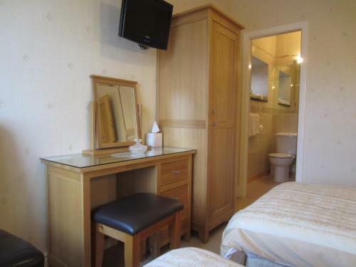 Bed & Breakfast Gwrach Ynys Country Guest House