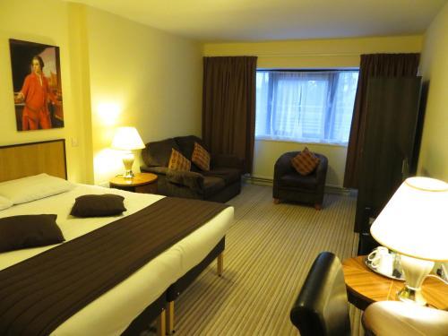 Hotel The Waterside