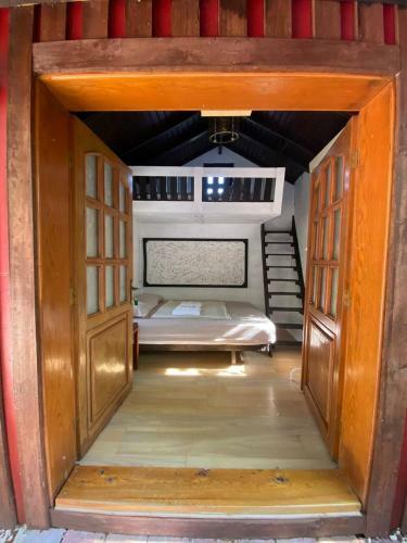 Hostal The Dacha Chiraly