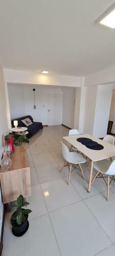 Apartamento Moderno Departamento de 1 Dormitorio En Edificio C�ntrico Con Estacionamiento Privado.