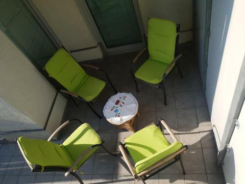 Victoria Apartment
