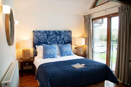 Lodge Northbrook Park Mews