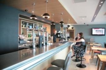 Brisbane House Hotel