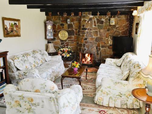 Old Willy's Cottage