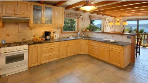 Casa Con Vista Al Lago - Para 10 Pax.