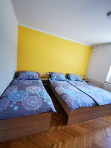 Apartmaji Tom?i?