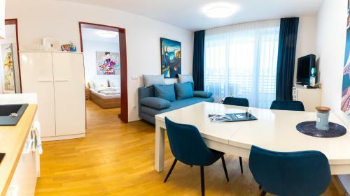 Bella Mura Blue Apartment