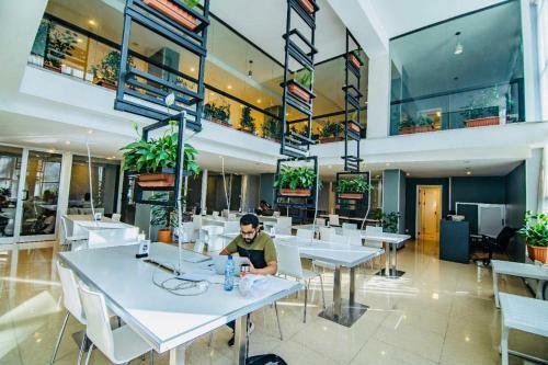 Hotel Adore Addis