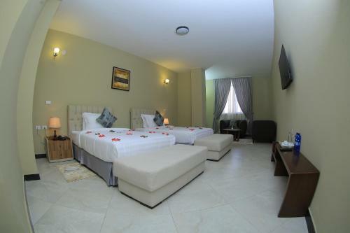 Daisy Hotel