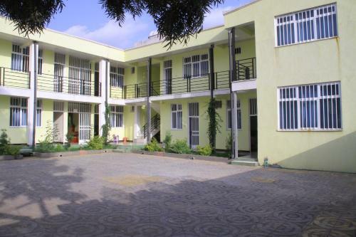Hostal Avi Pension