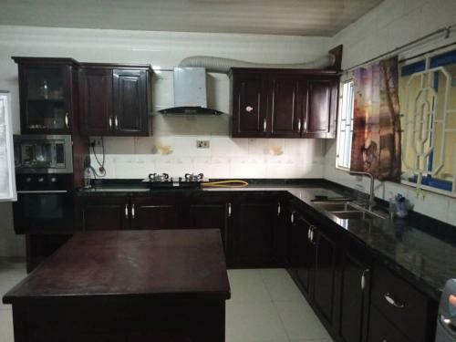 Apartamento Phagibs Inn Hotel