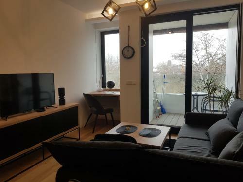 Sia Lux Apartment In Sakura Park
