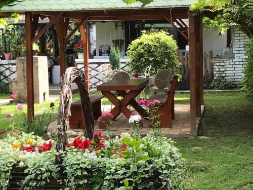 Hostal Santa Maria Apartment