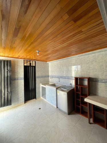 Casa Blanca Incre�ble (casa Completa)