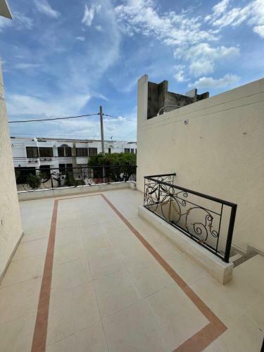Casa Blanca Incre�ble (casa Completa)