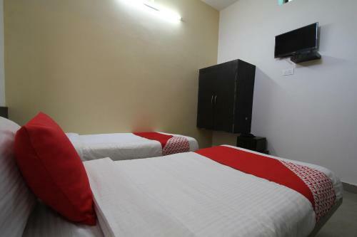 Hotel Oyo 28473 Skg Comforts