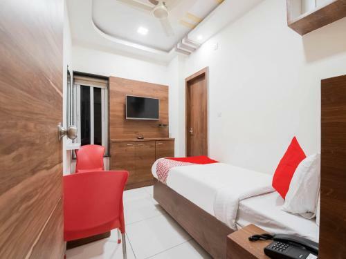 Hotel Oyo 78730 Navya Grand Lodge
