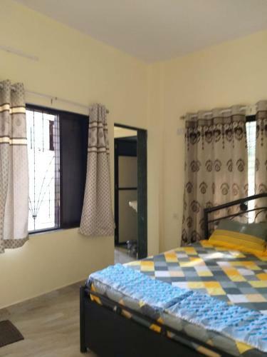 Hostal Shubham Harnai Holidays