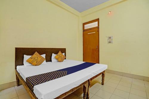 Hotel Spot On 82139 Royal Guest House