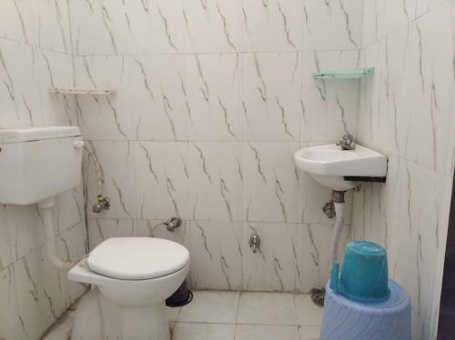 Hostal Chaitanya Kalyan Guest House