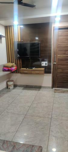 Aashirwad Hotel & Restaurant