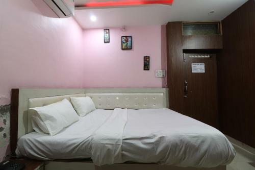 Oyo Flagship 86209 Hotel Manveer