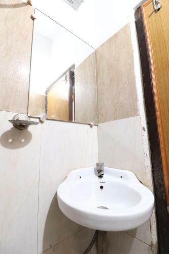Oyo Flagship 86209 Hotel Manveer