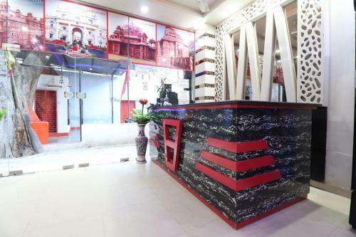 Oyo Flagship 86209 Hotel Manveer