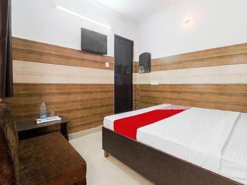 Oyo 85880 Hotel Goverdhan Palace