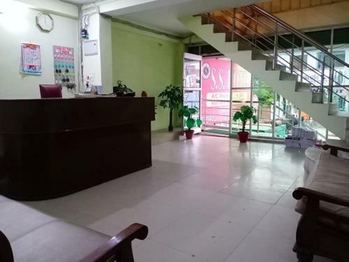 S S Hotel And Restaurant By Wb Economy