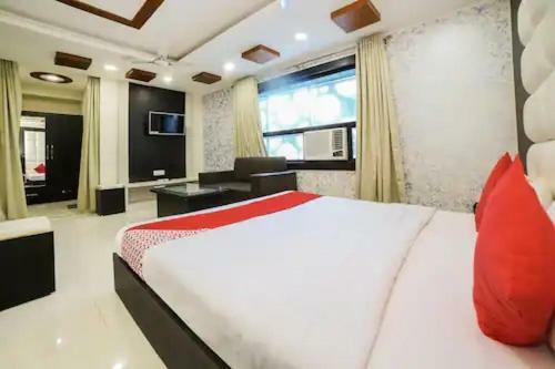 Hotel Veer Bhumi Palace